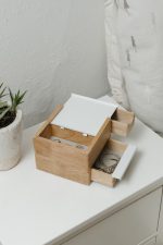 UMBRA pojemnik na biżuterię STOWIT MINI - biały,natural - obrazek 4