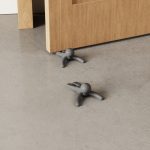 UMBRA stoper pod drzwi BUDDY 2 szt szary - obrazek 5