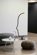 MOOSEE lampa stołowa FACE TABLE czarna - obrazek 8