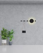 MOOSEE lampa ścienna SHADOW HANG z wieszakiem czarna - obrazek 7